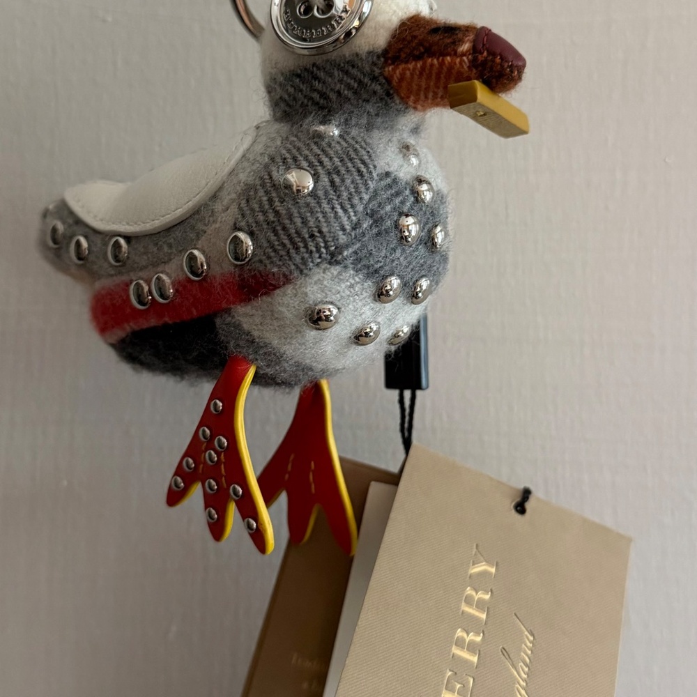 NWT Burberry Seagull Studded Key Ring/Keychain/Bag Charm - Picture 2 of 10